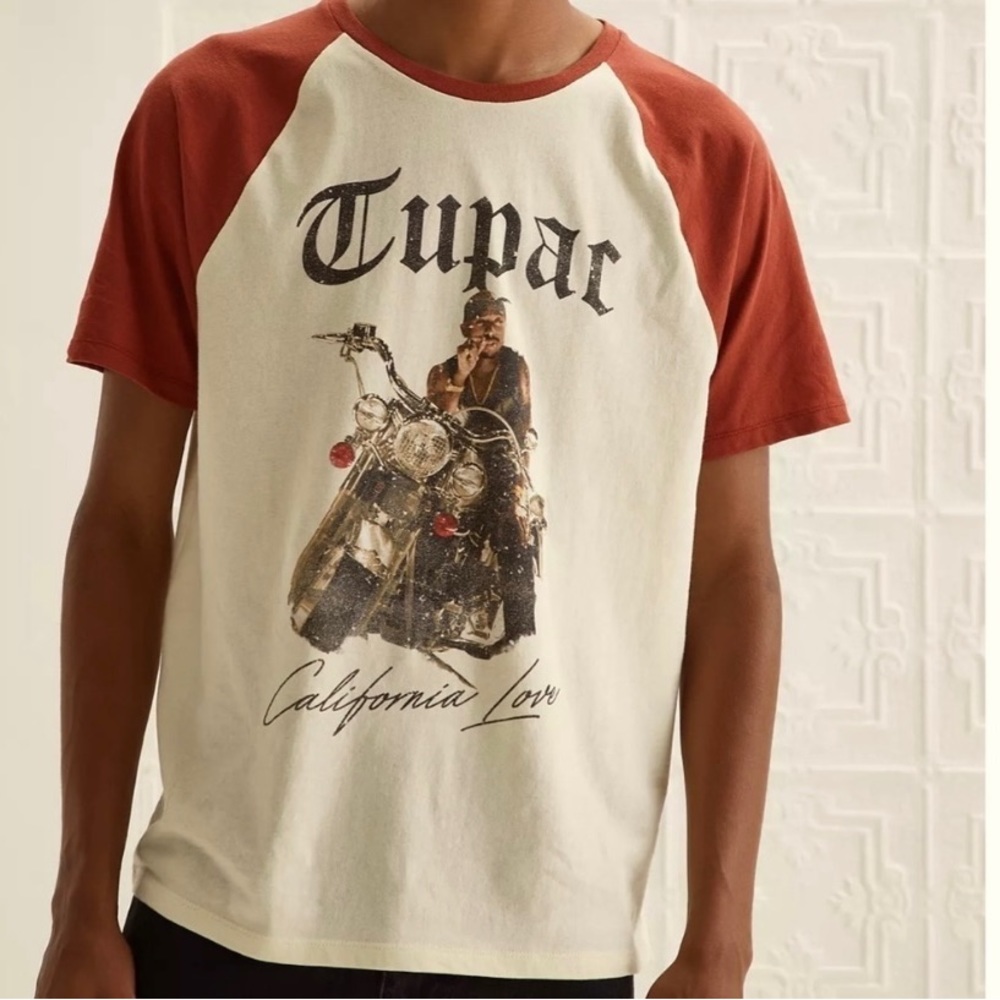 Tupac t shirt